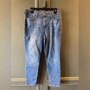 Old Navy High Rise Super Skinny Jeans